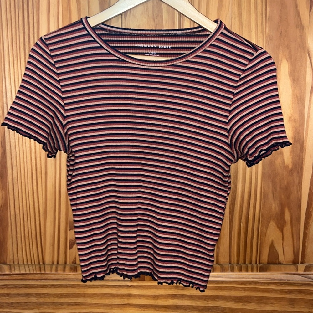 American Eagle Striped Ribbed scalloped bottom Top